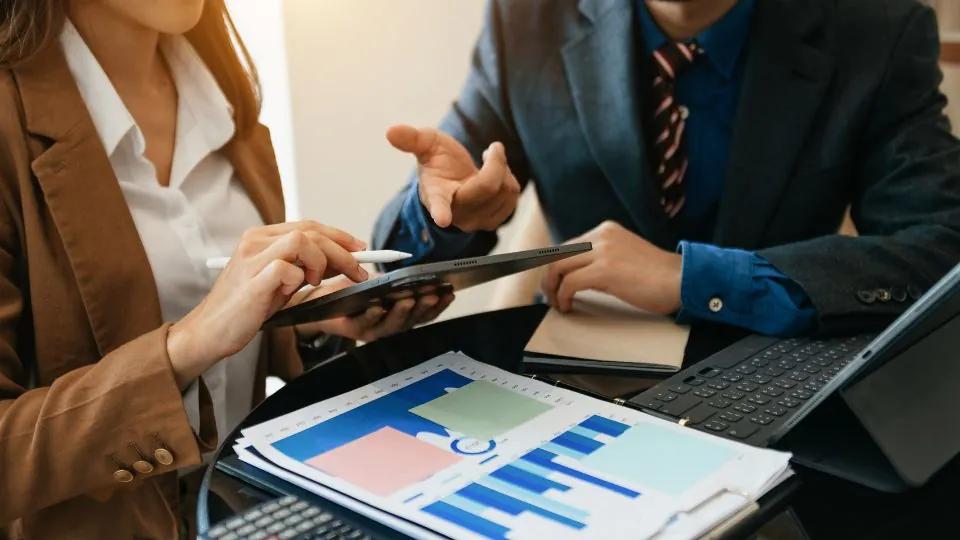 Clear Financial Reporting